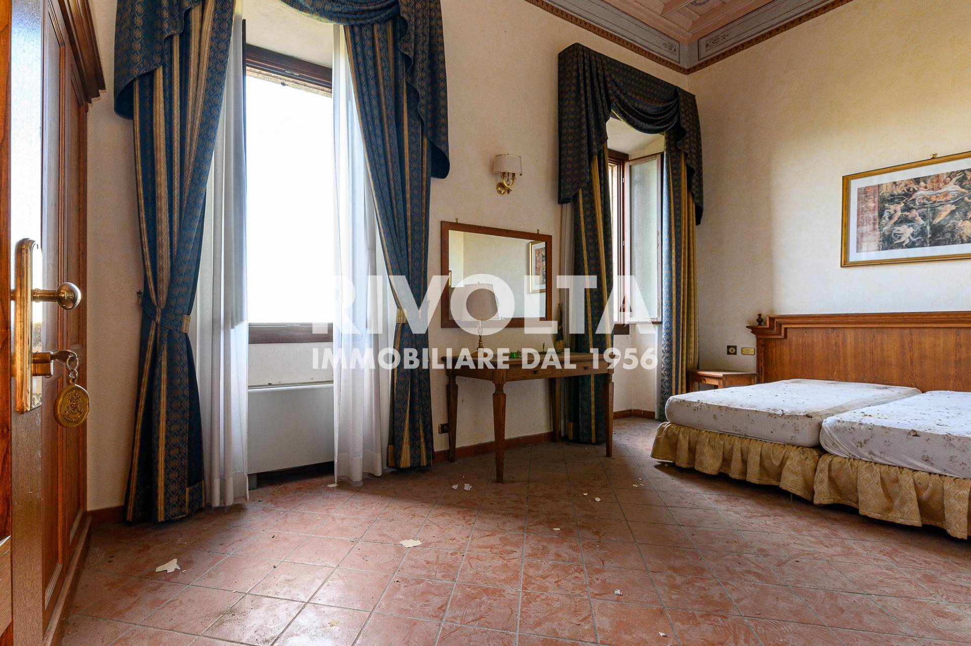 Edificio in vendita a Collevecchio