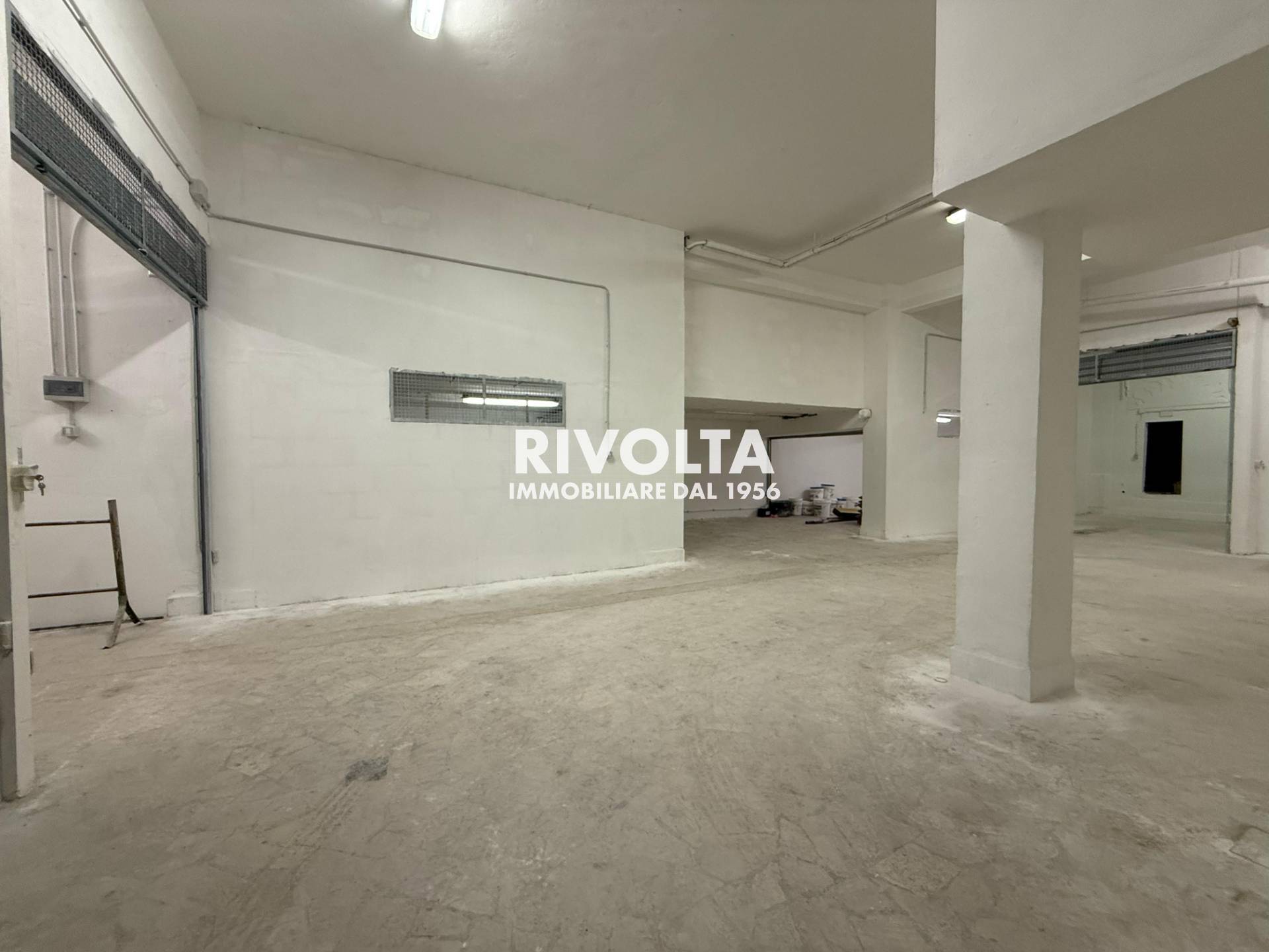 Box o garage in vendita a Roma