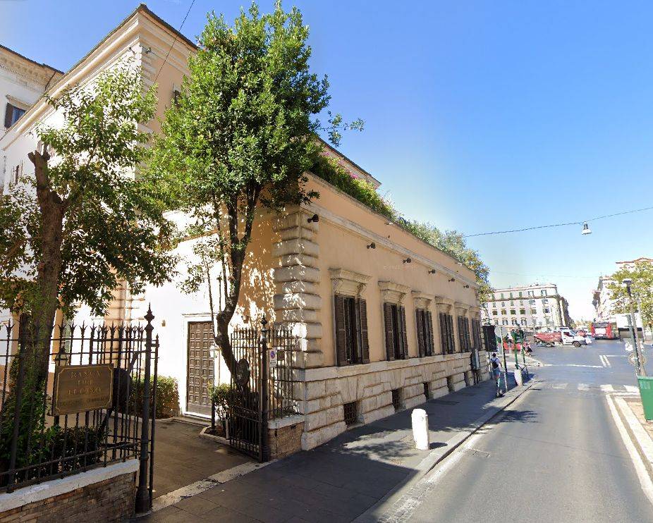 Attivit commerciale in affitto a Roma