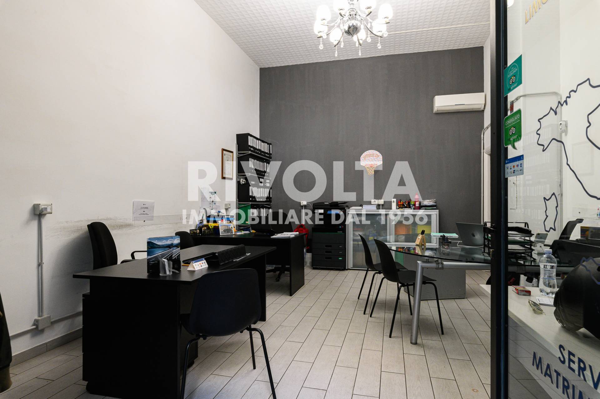 Locale commerciale in affitto a Roma, Africano
