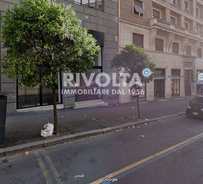 Locale commerciale in affitto a Roma