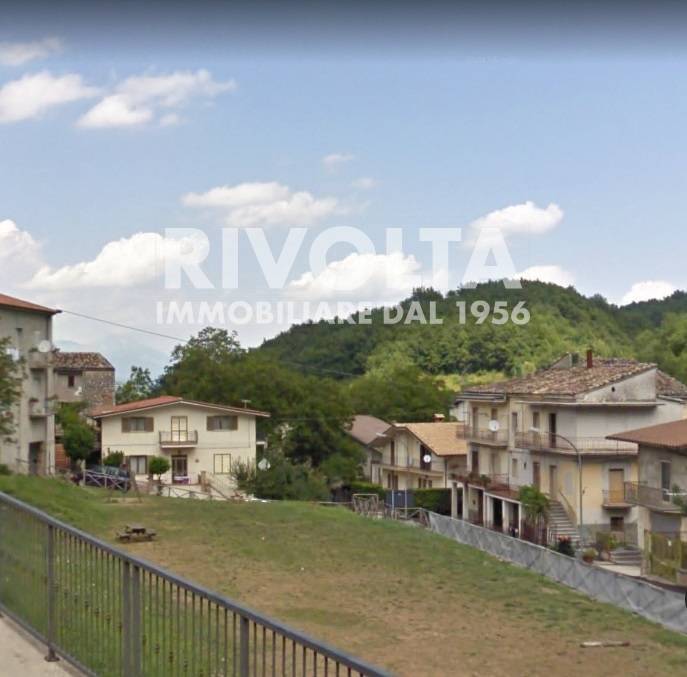 Rustico in vendita a Isola del Gran Sasso d'Italia, Pretara