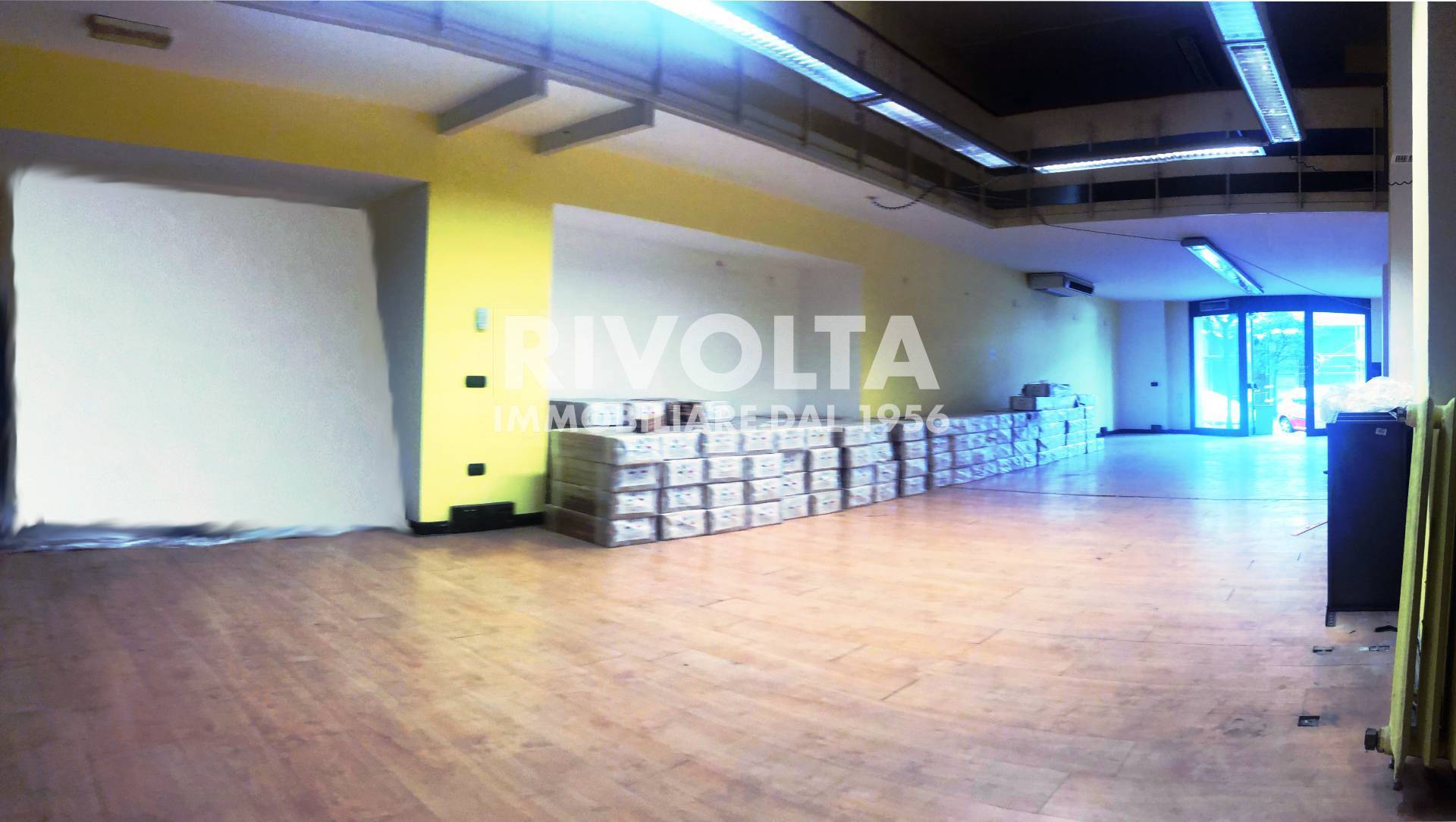 Locale commerciale in affitto a Roma, Centro Storico