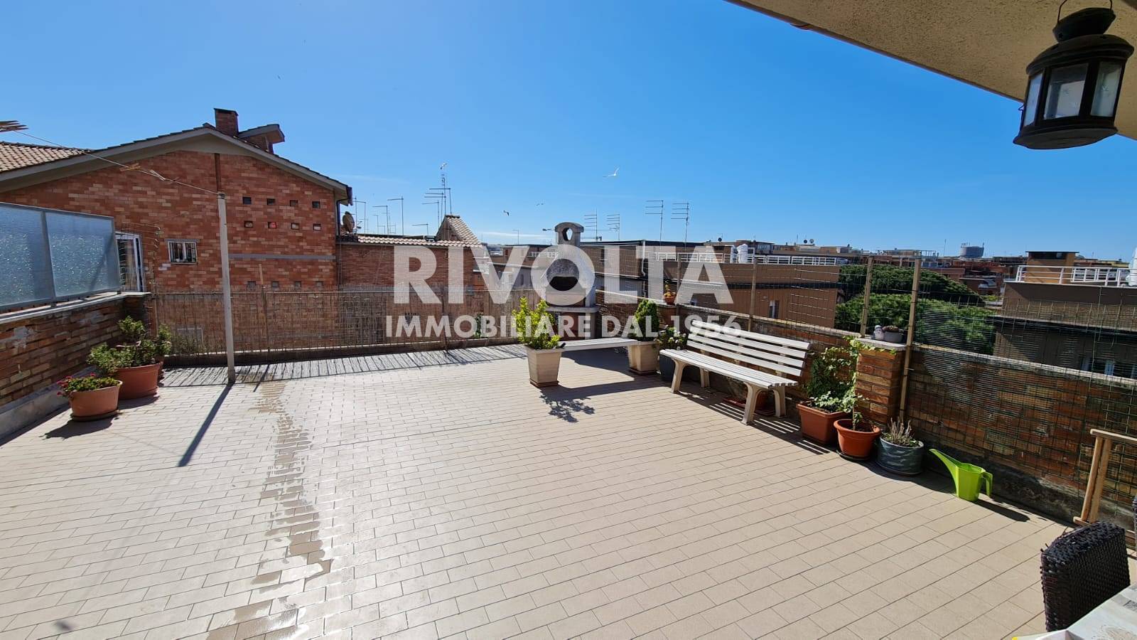 Attico e superattico in vendita a Roma, Ostia