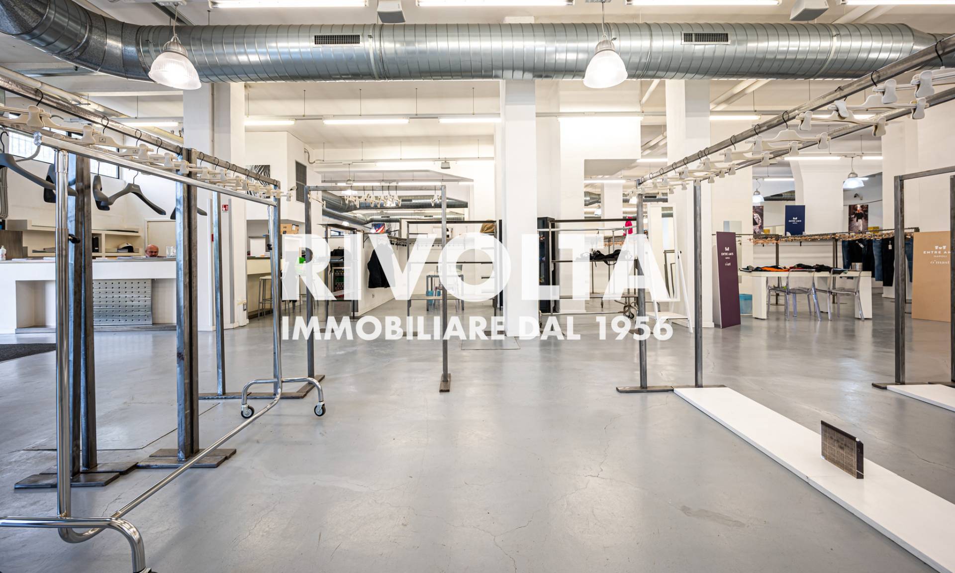 Locale commerciale in vendita a Roma, Torrevecchia