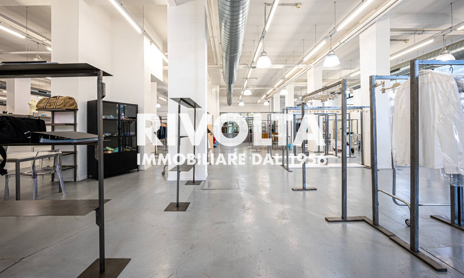 Locale commerciale in vendita a Roma, Torrevecchia