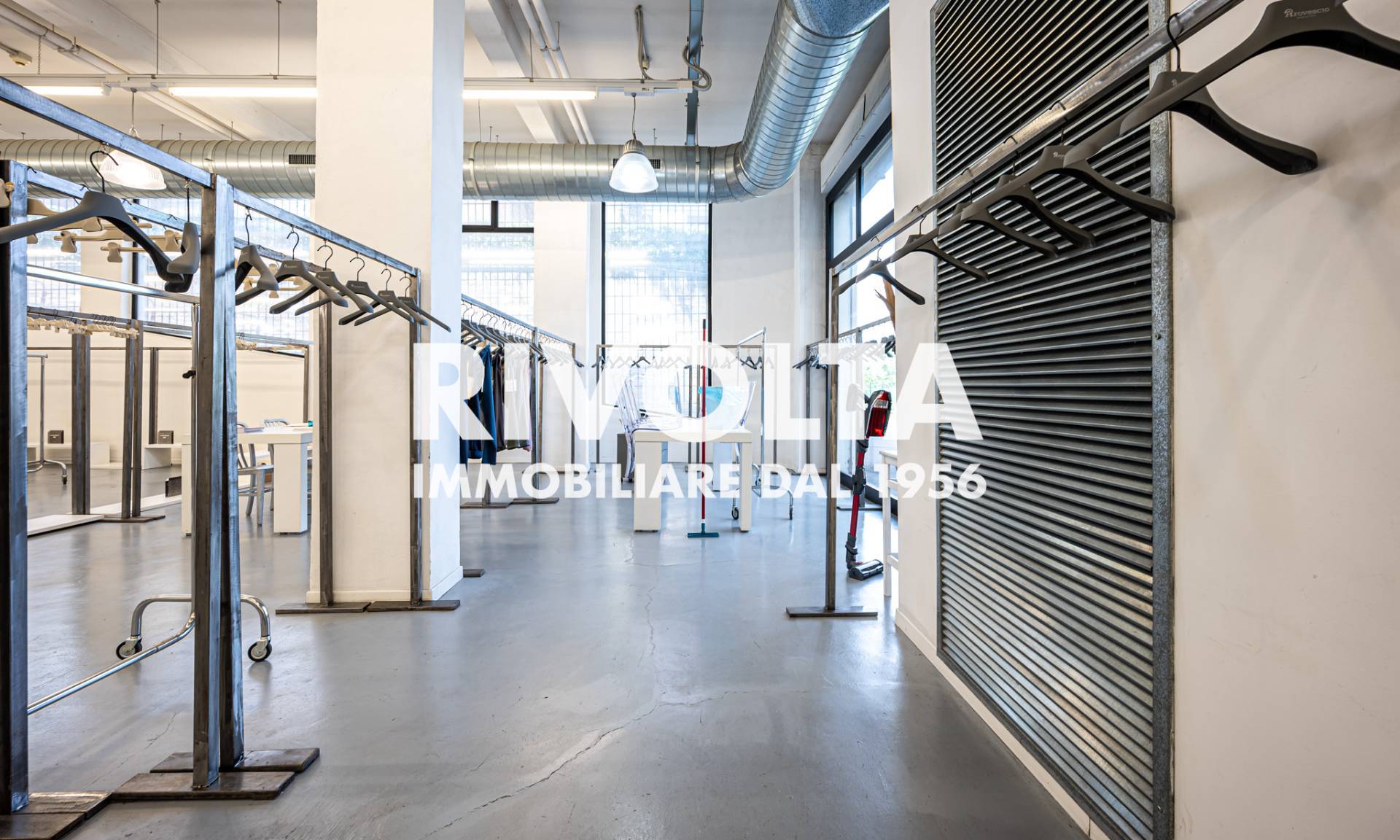 Locale commerciale in vendita a Roma, Torrevecchia