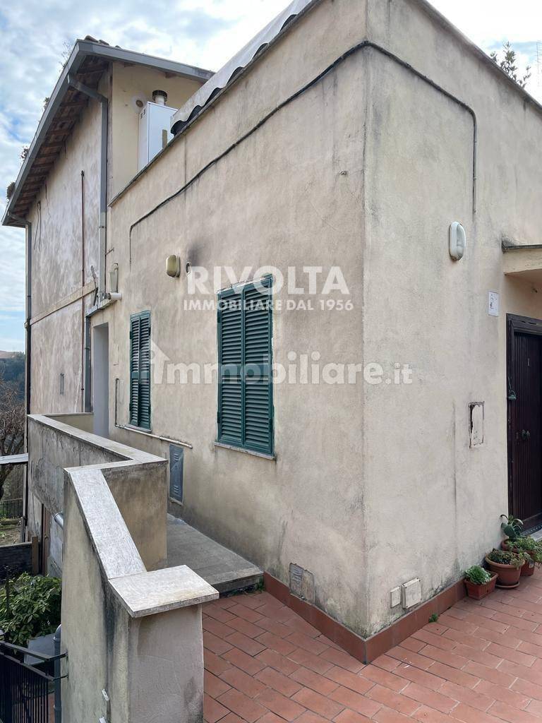 Edificio in vendita a Roma, Montemario