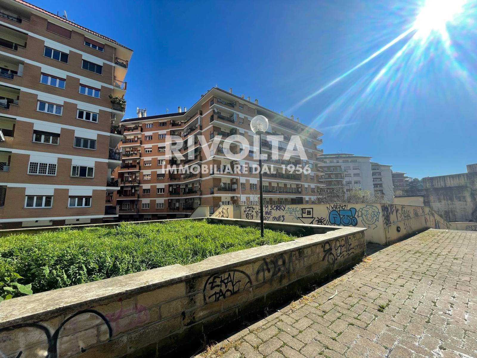 Box o garage in vendita a Roma, Cipro