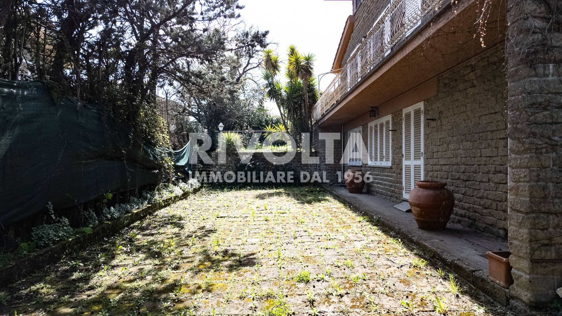 Villa in vendita a Manziana, Quadroni