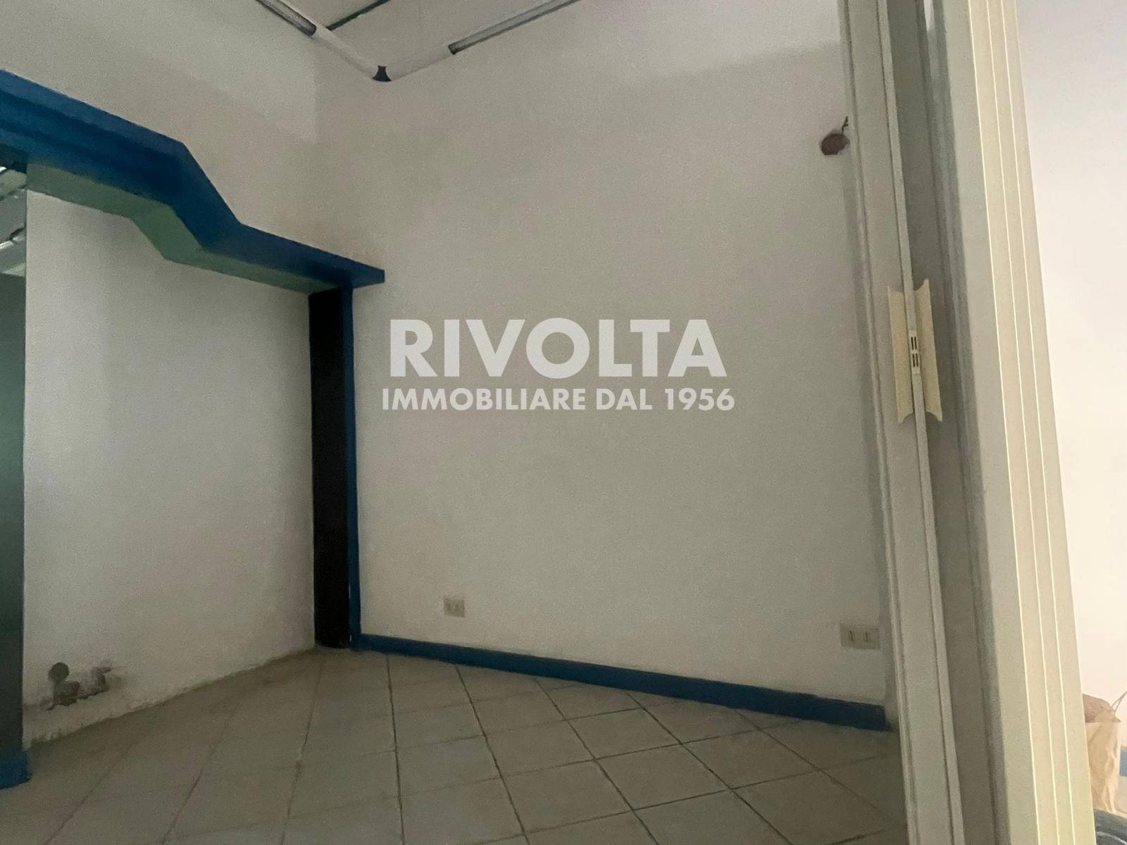 Locale commerciale in affitto a Roma, Fleming