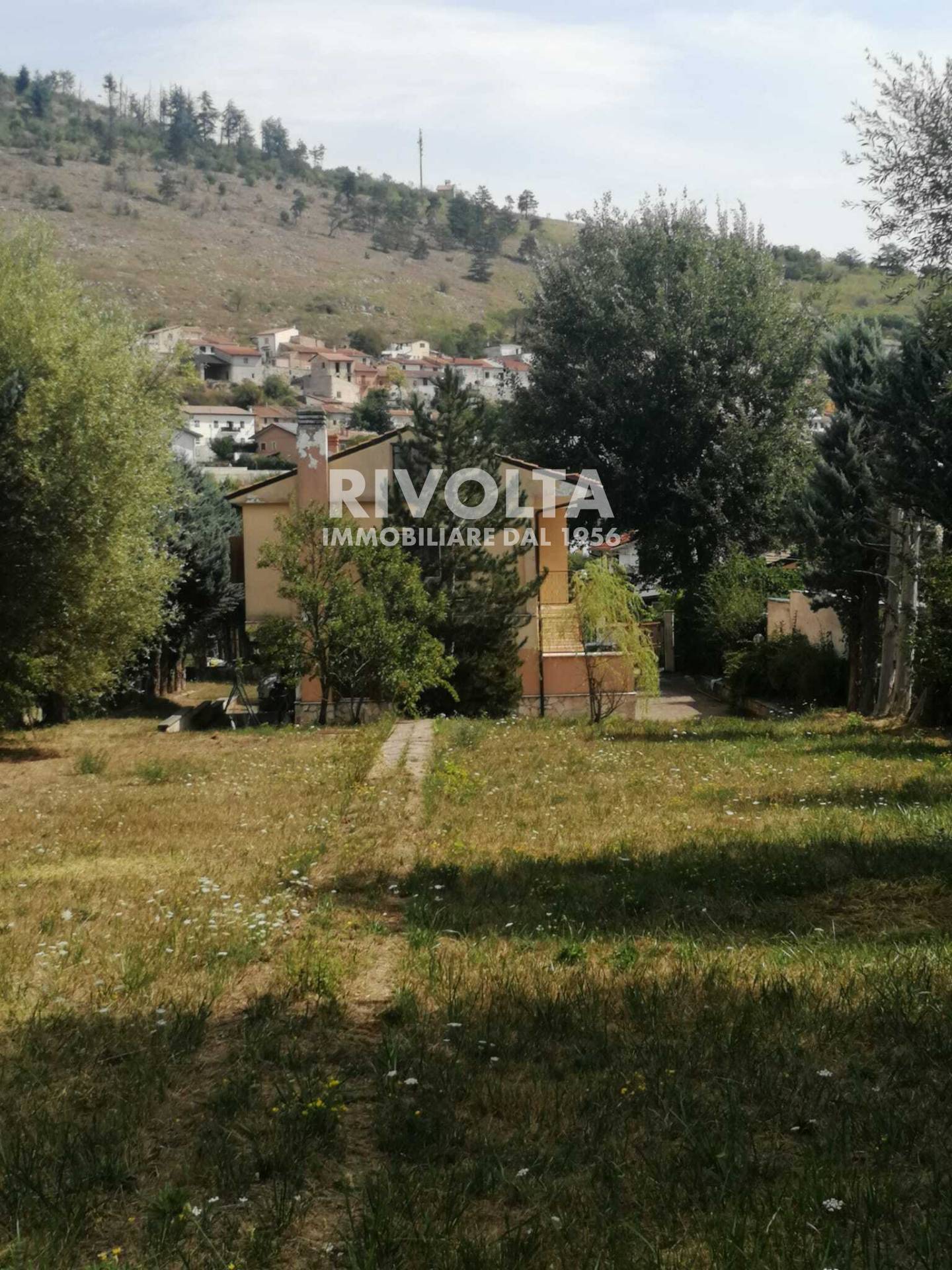 Villa in vendita a Scurcola Marsicana