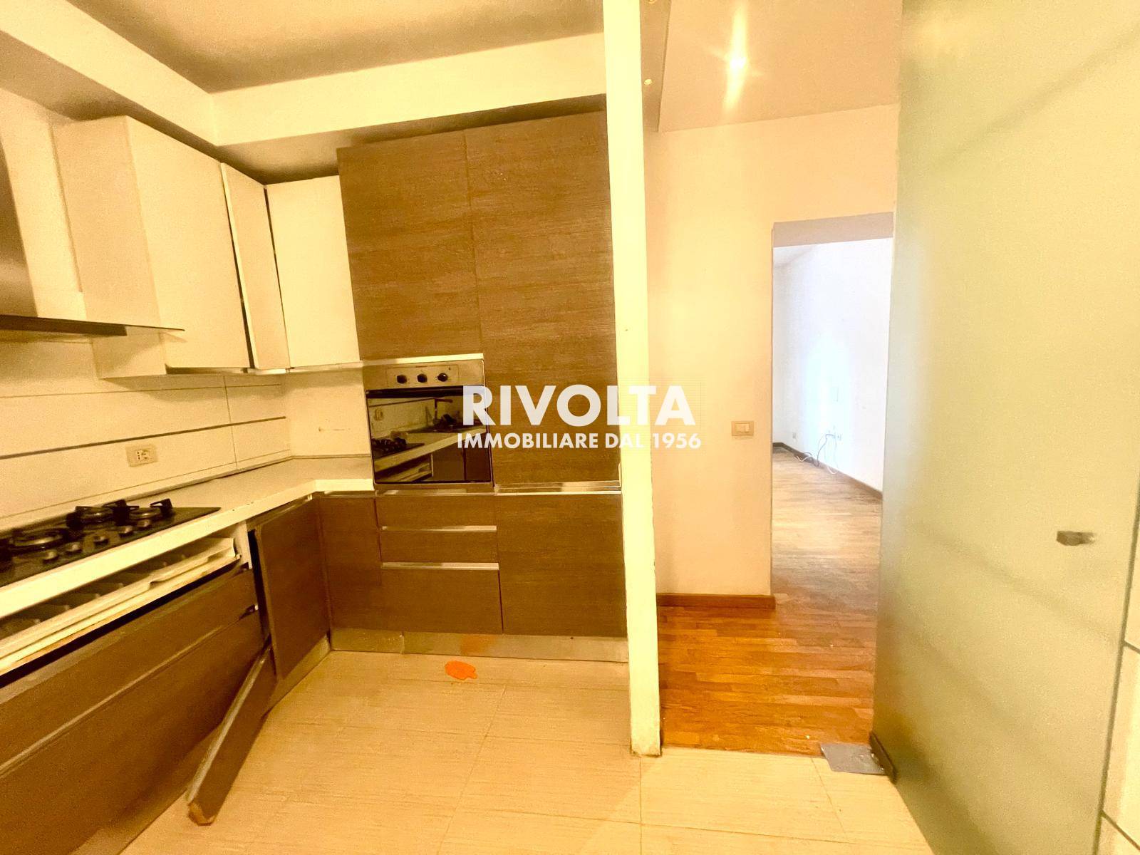 Appartamento in vendita a Roma, Bologna