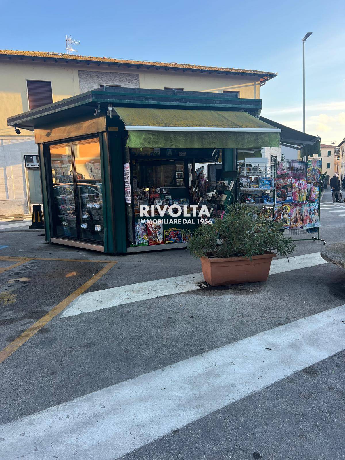 Locale commerciale in vendita a Orbetello