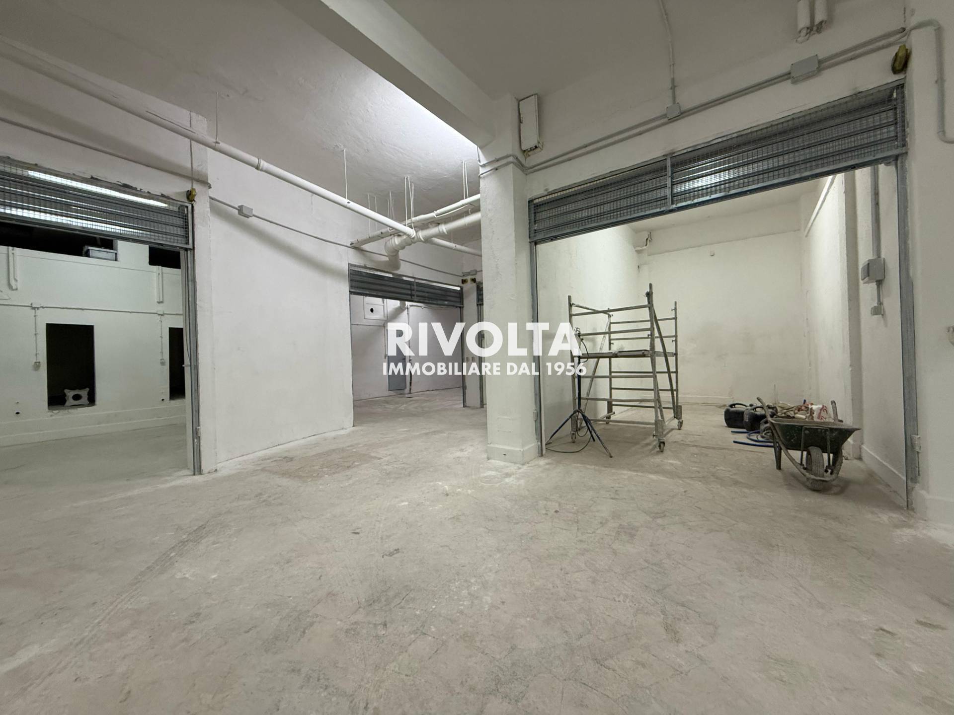 Box o garage in vendita a Roma