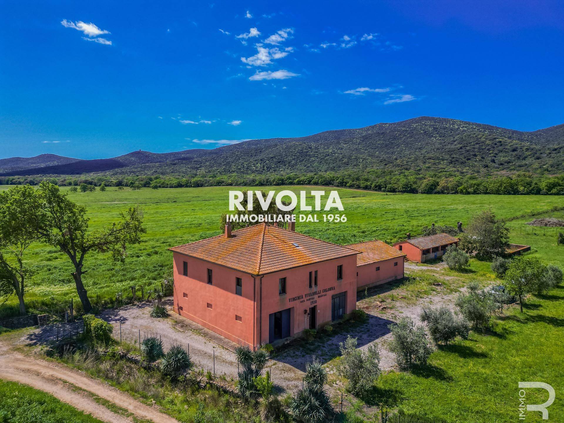Rustico in vendita a Magliano in Toscana