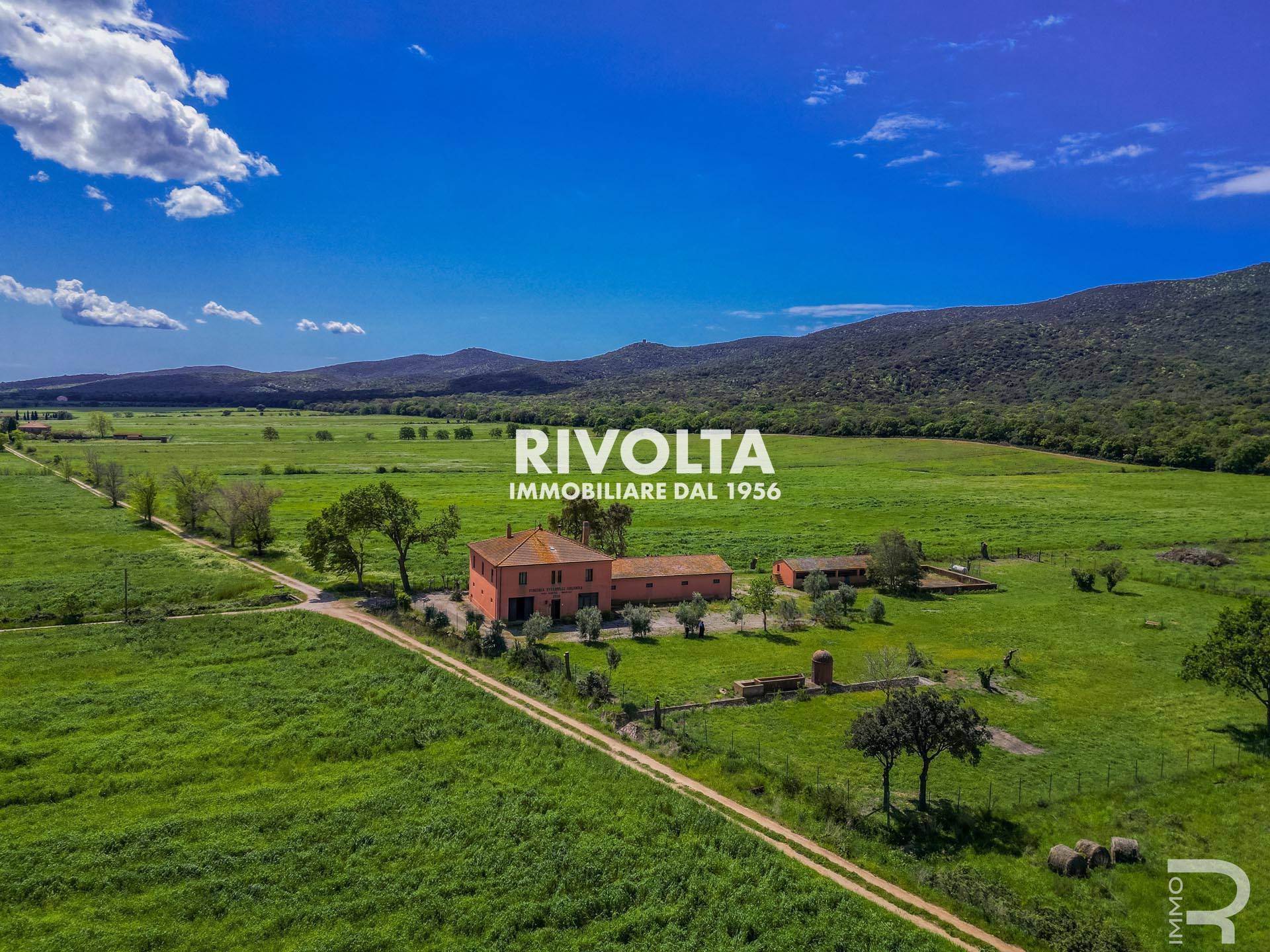 Rustico in vendita a Magliano in Toscana