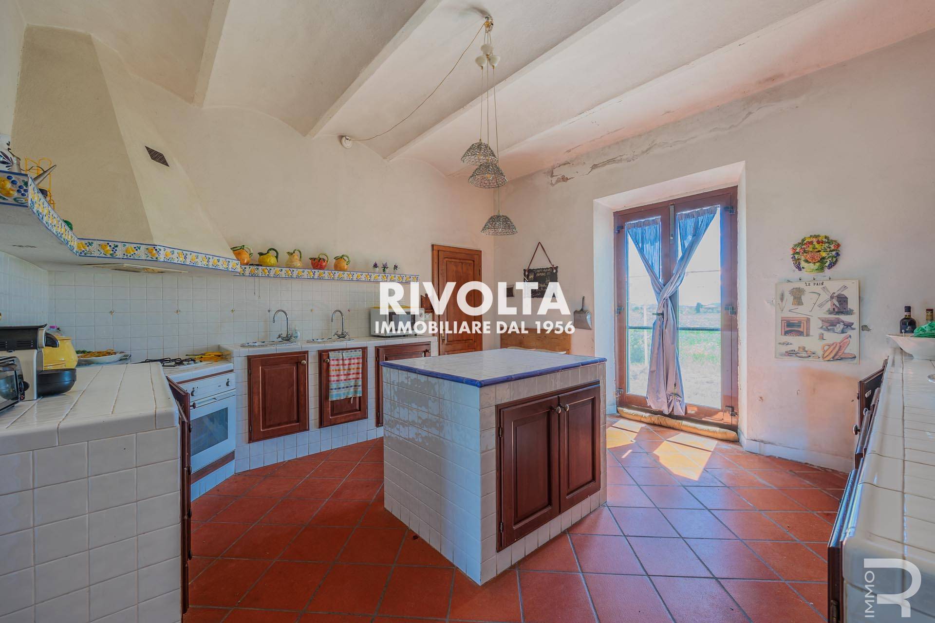 Rustico in vendita a Magliano in Toscana