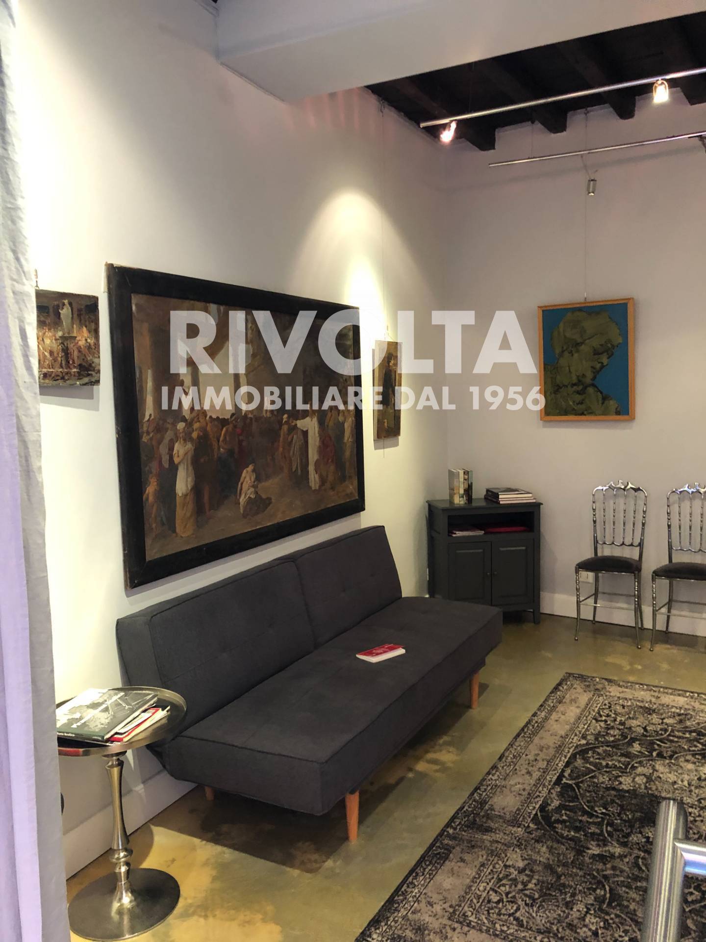 Locale commerciale in vendita a Roma, Centro Storico