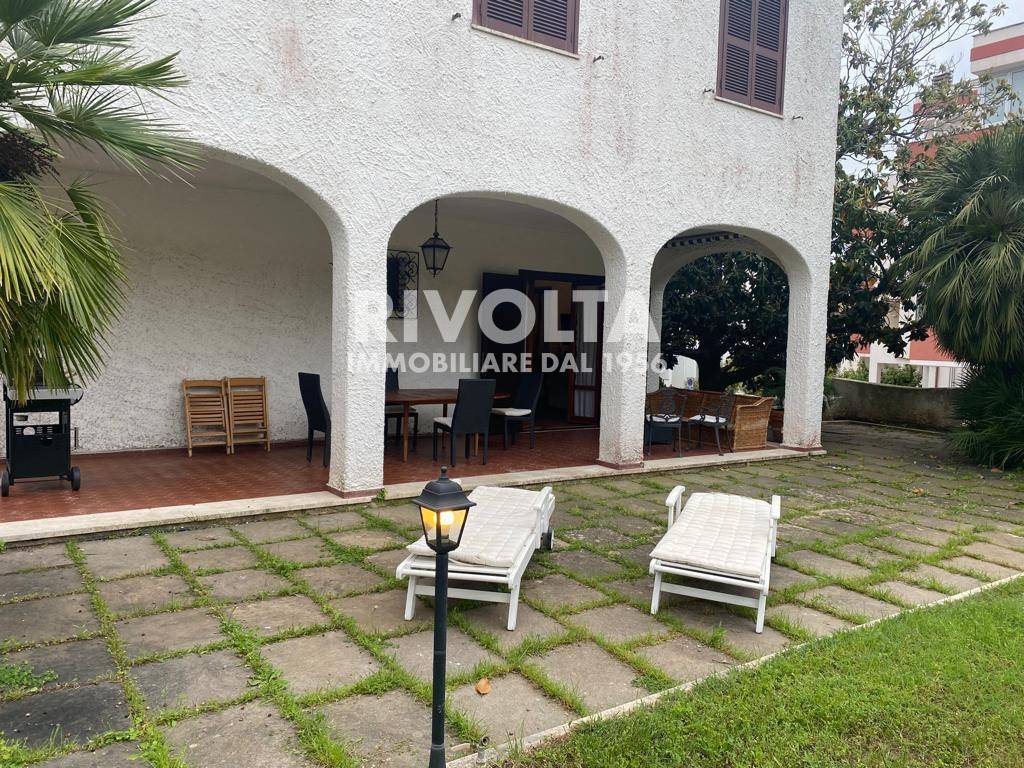 Villa in affitto a Santa Marinella