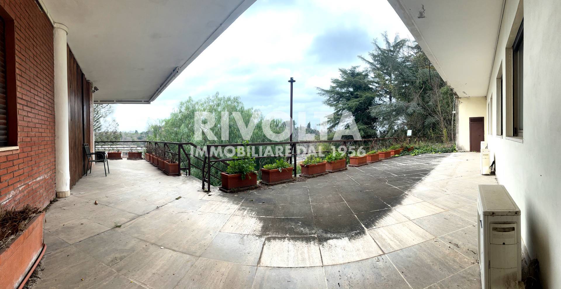 Edificio in vendita a Roma, Aurelio