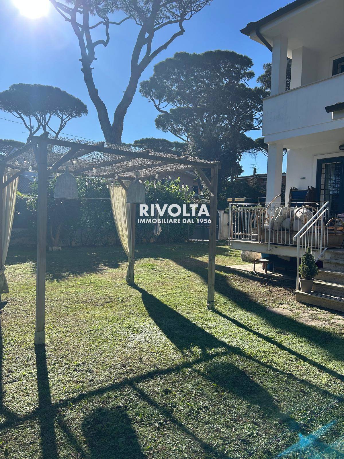 Villette a schiera in affitto a Fiumicino, Fregene