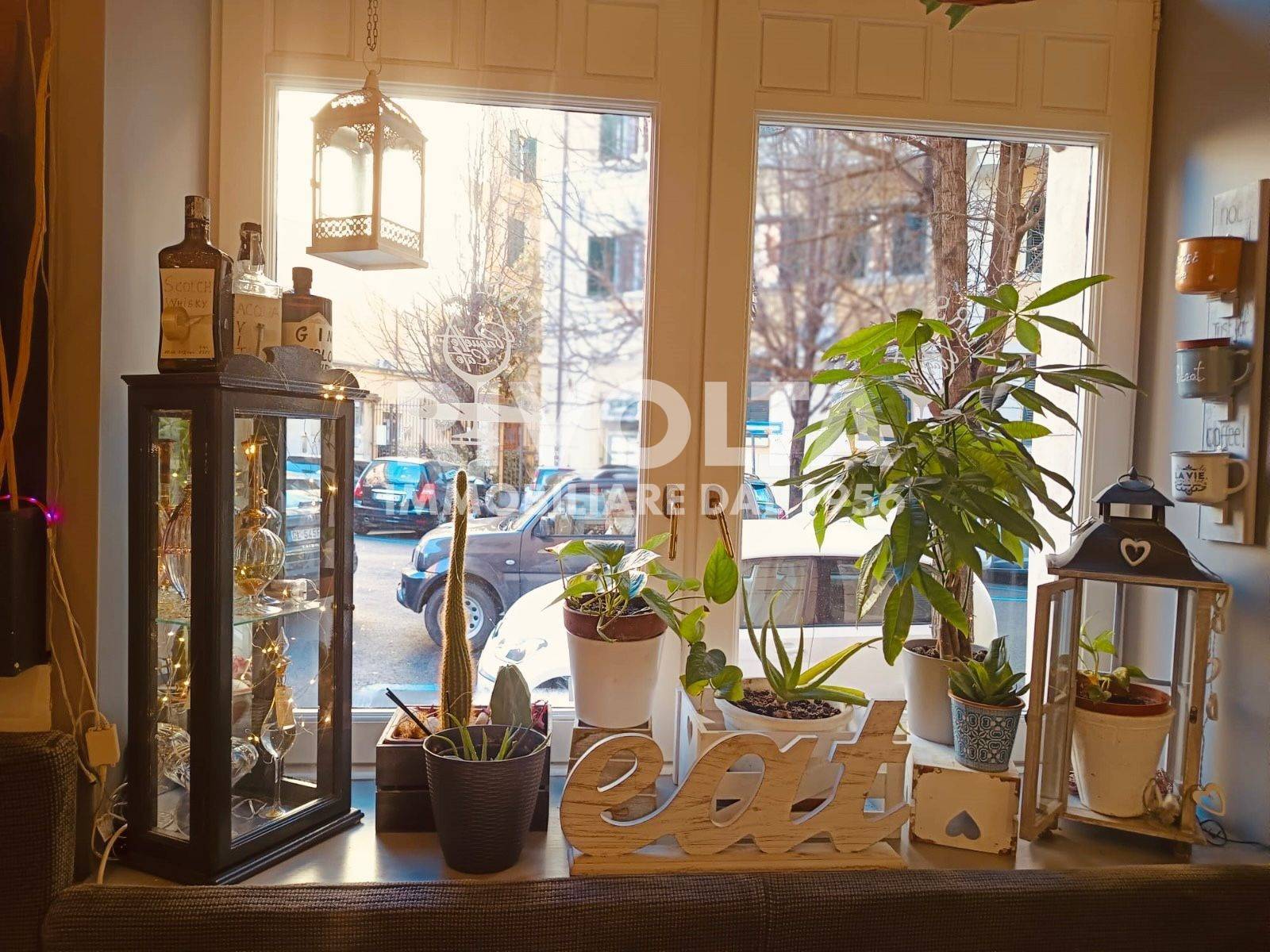 Attivit commerciale in vendita a Roma, Prati