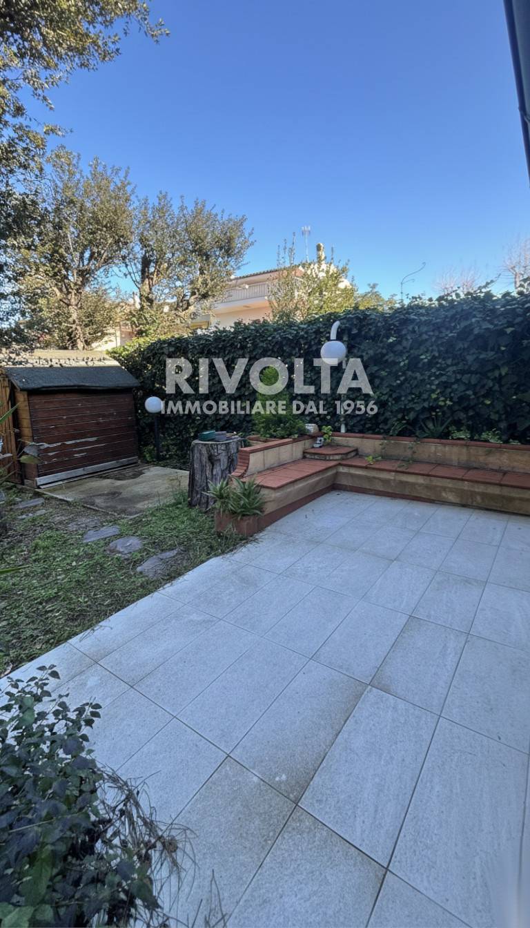 Villette a schiera in vendita a Fiumicino, Fregene