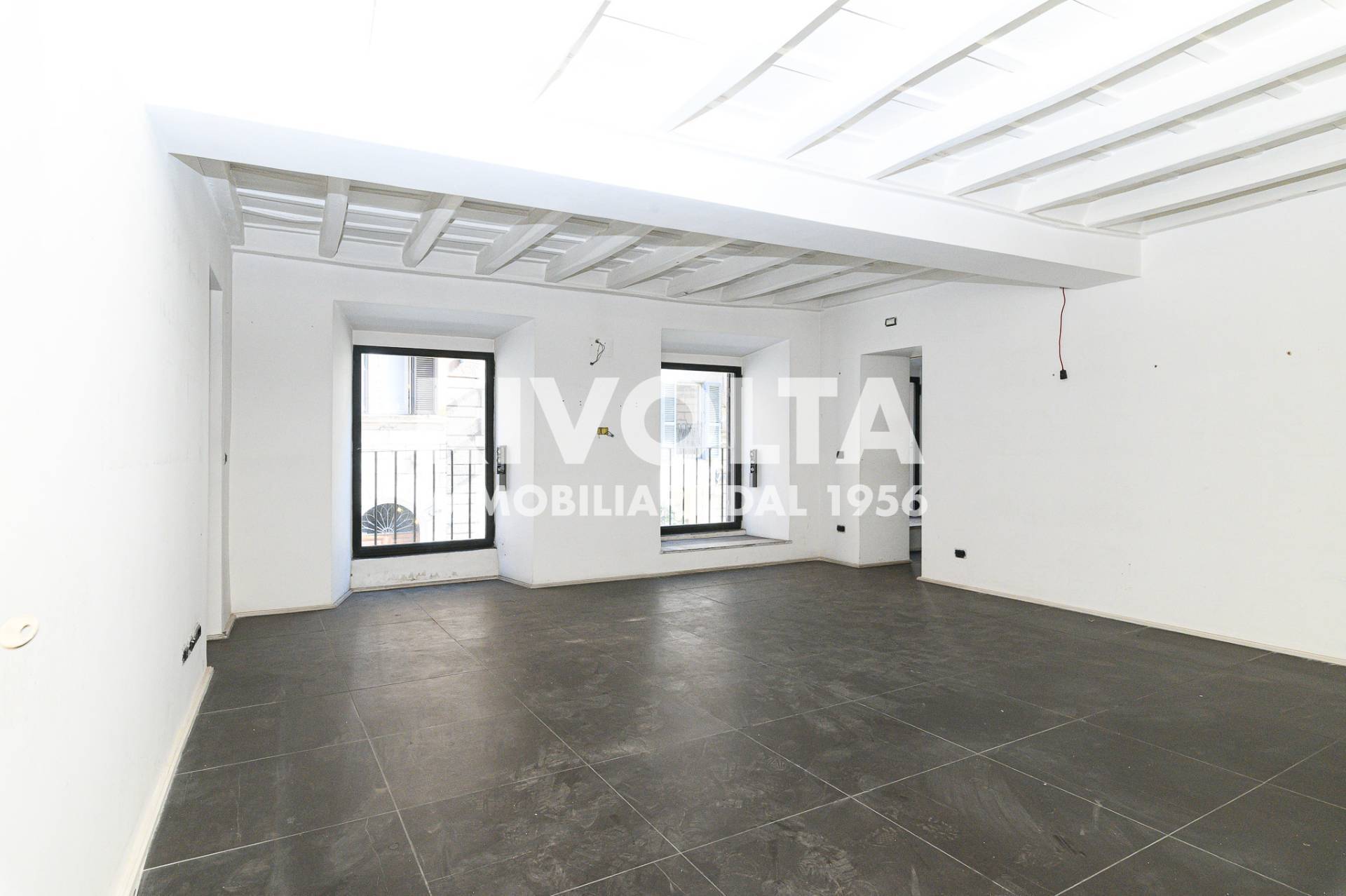 Locale commerciale in affitto a Roma, Centro Storico