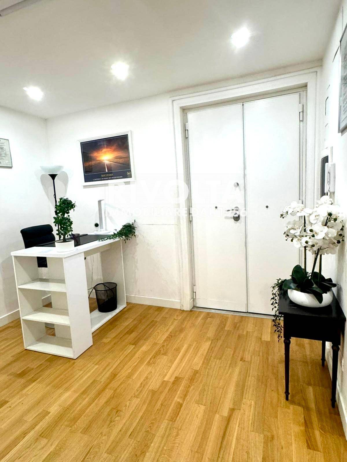 Studio/Ufficio in affitto a Roma, Bologna