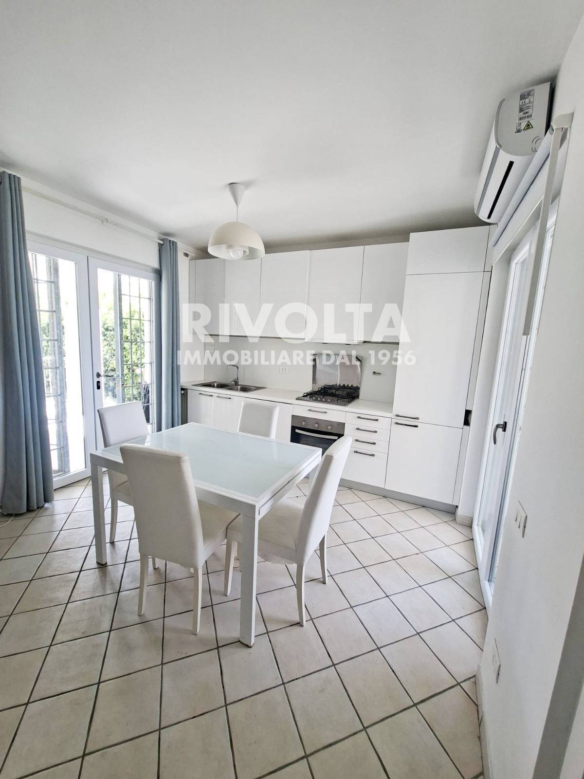 Villa in vendita a Fiumicino, Fregene