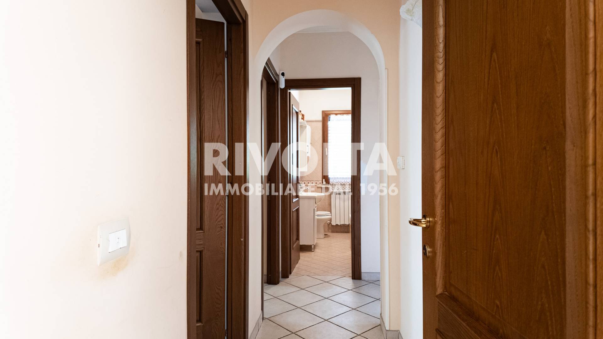 Villa in vendita a Castel Sant'Angelo, Canetra