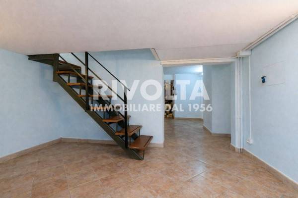 Locale commerciale in affitto a Roma