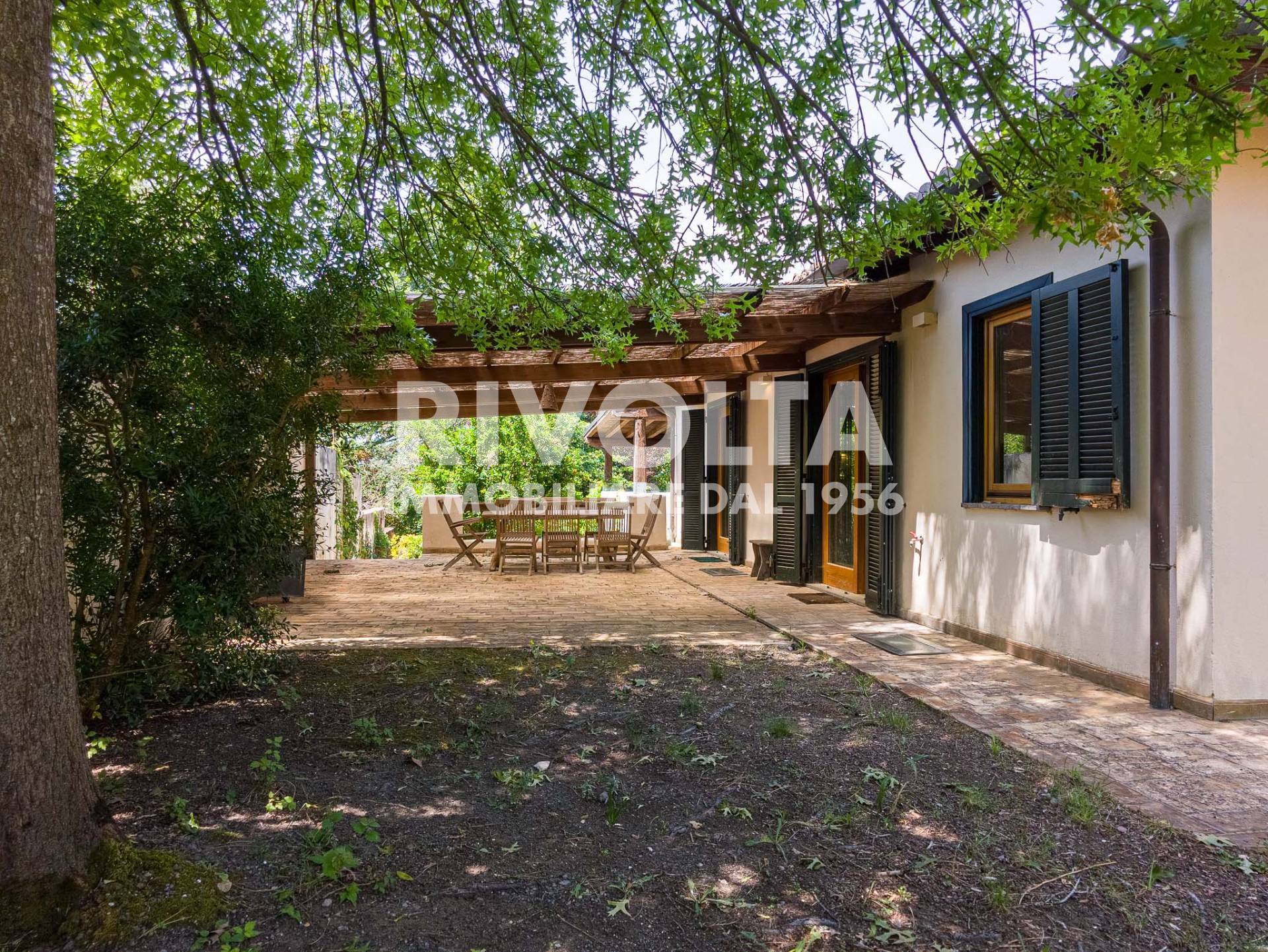 Villa in vendita a Sutri