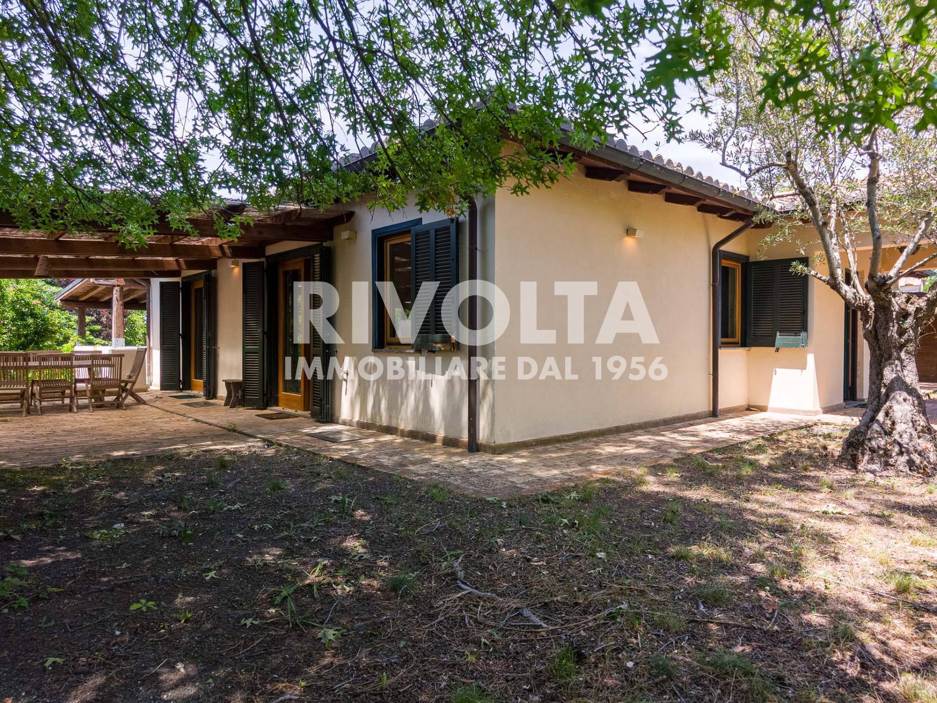 Villa in vendita a Sutri