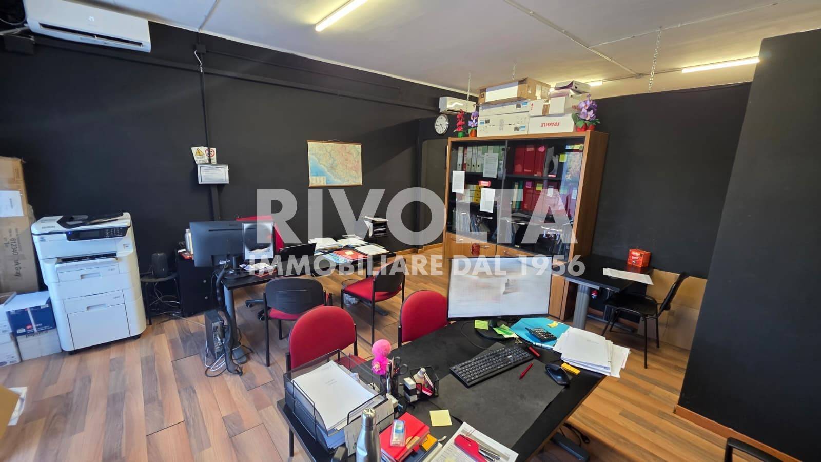 Locale commerciale in vendita a Roma, Settebagni