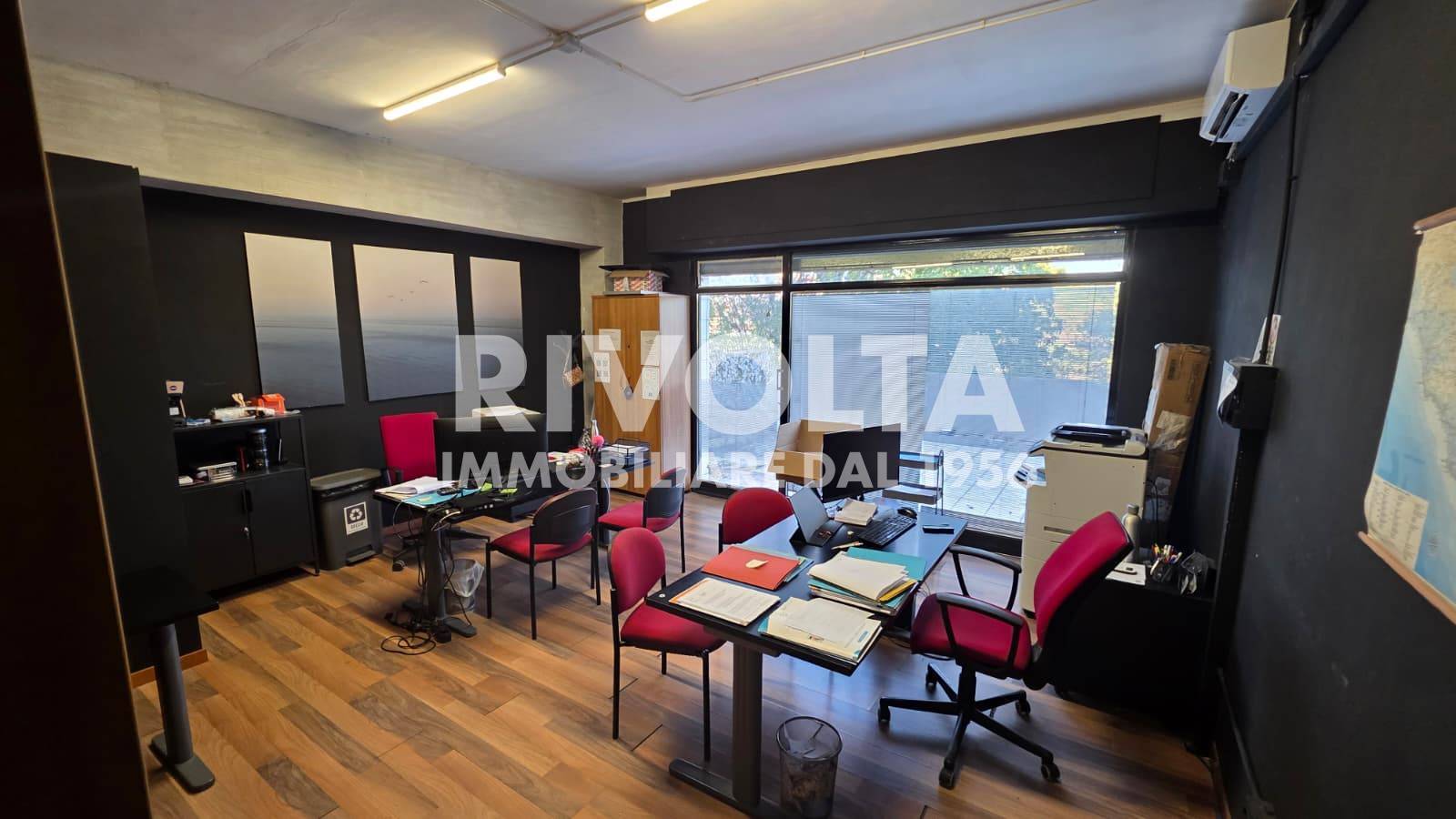 Locale commerciale in vendita a Roma, Settebagni