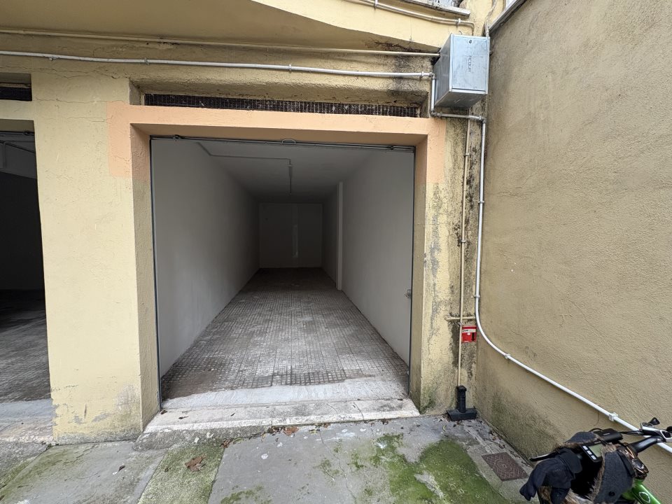 Box/Garage 28mq in affitto a Roma