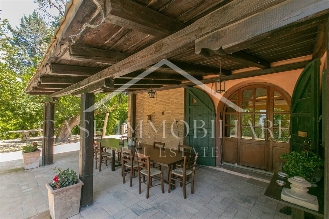 Villa in vendita a Poggio Mirteto