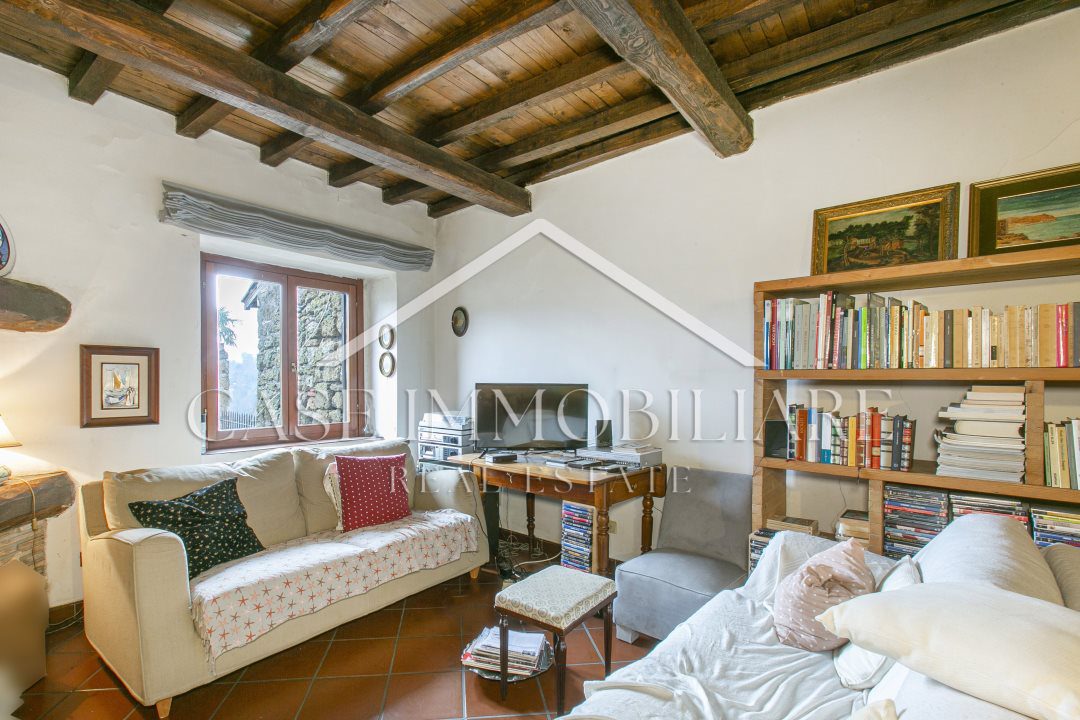 Casa indipendente in vendita a Sutri