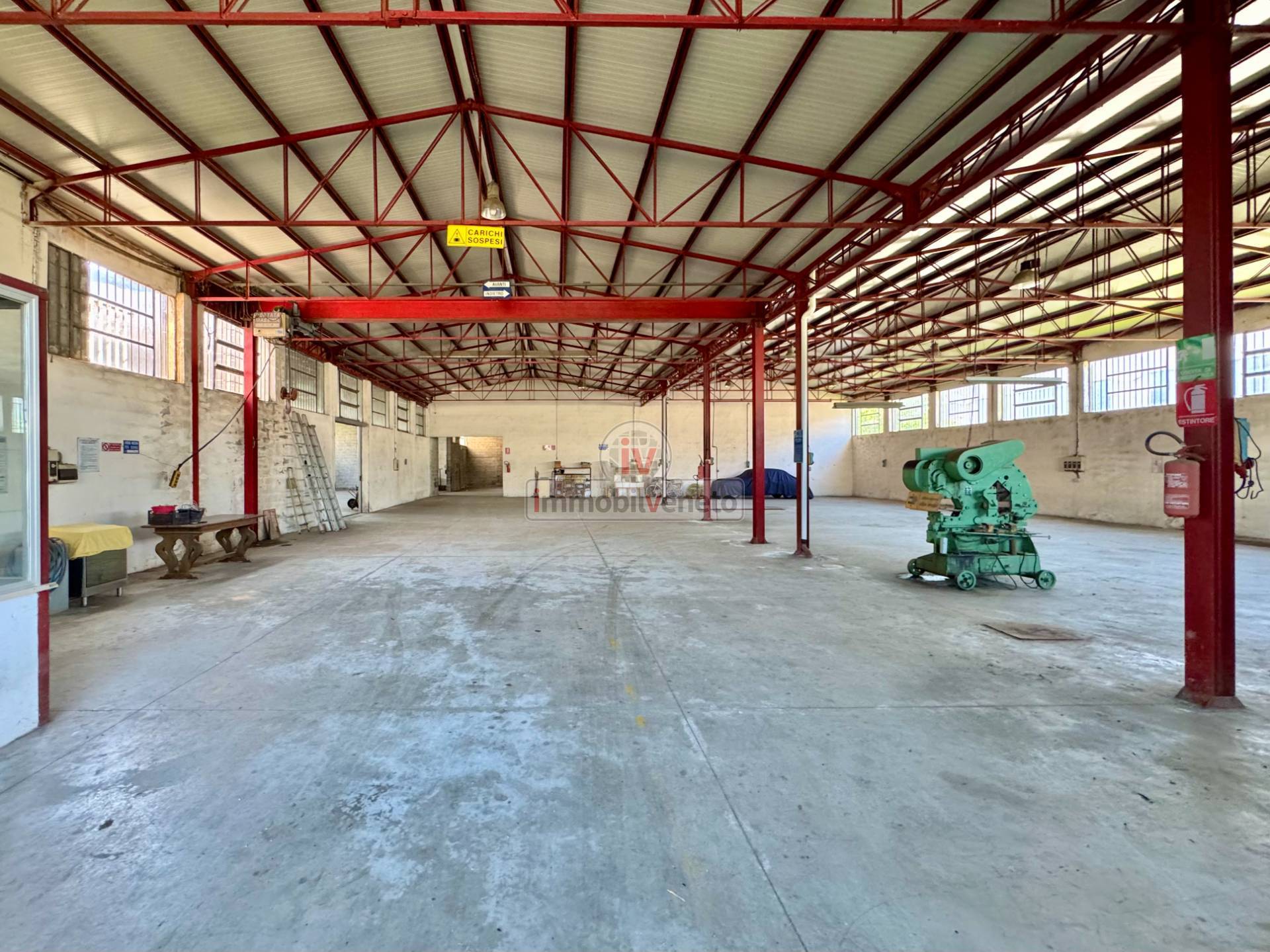 Capannone in affitto a Zimella