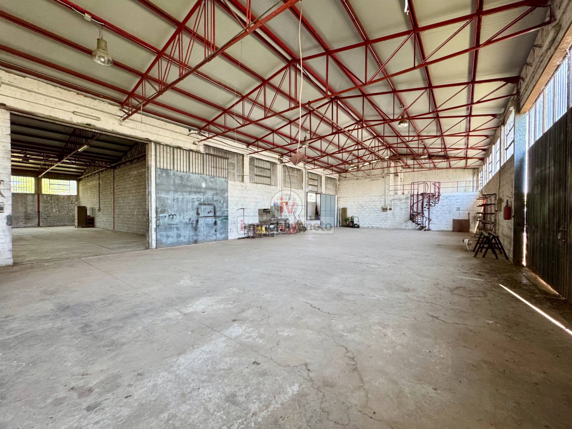 Capannone in affitto a Zimella