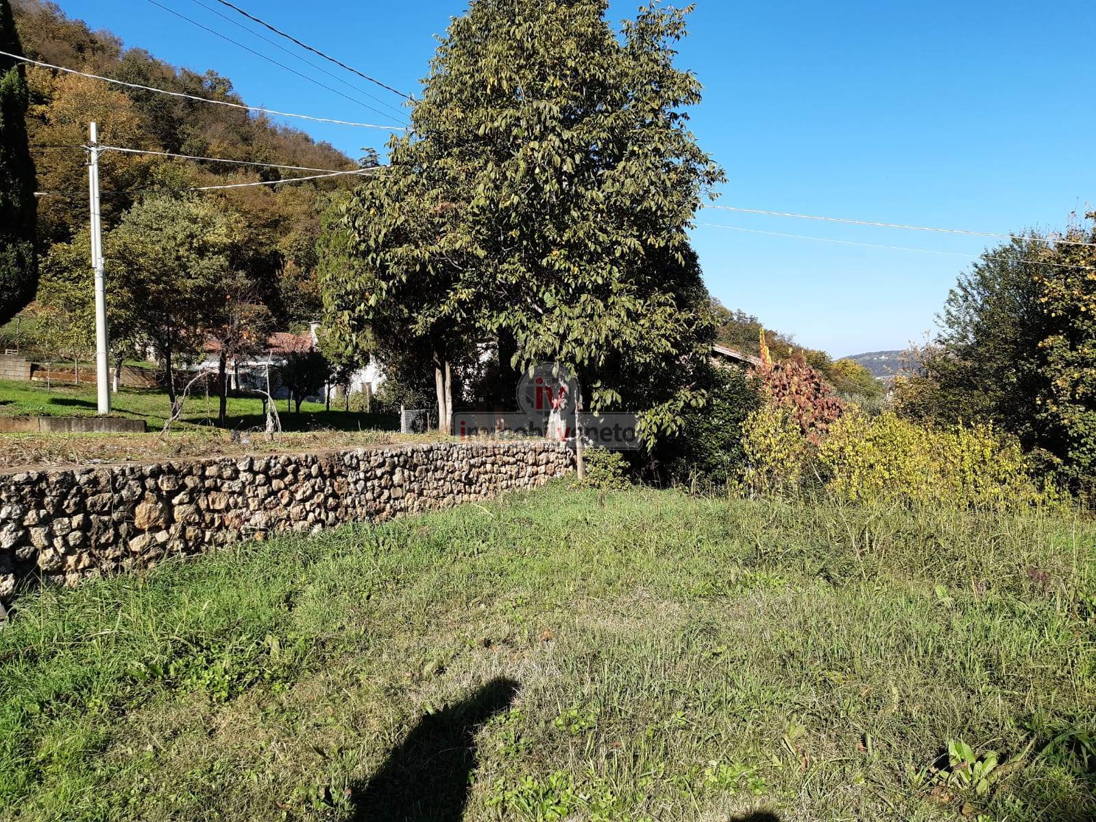 Terreno edificabile in vendita a Val Liona