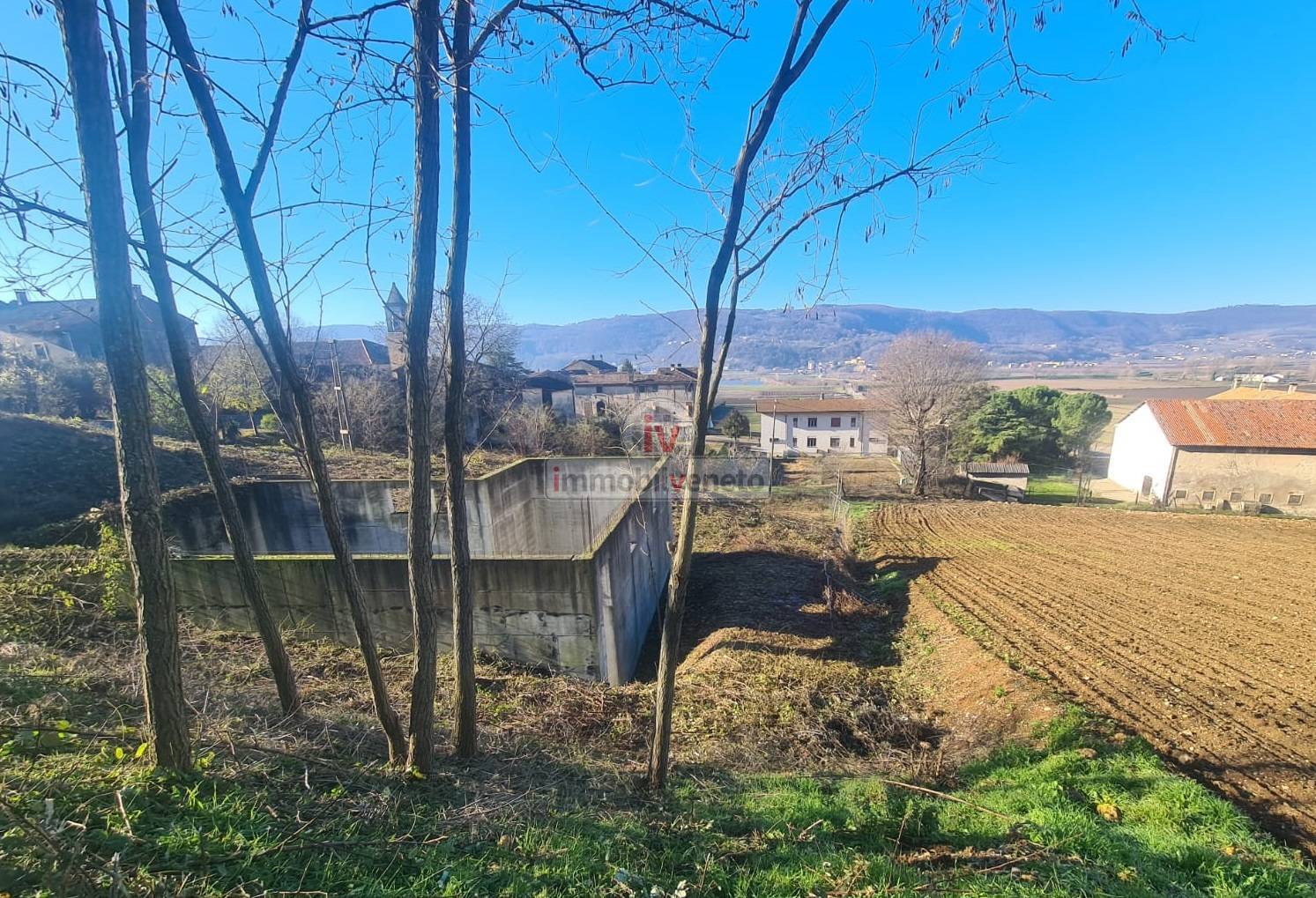 Terreno edificabile in vendita a Val Liona