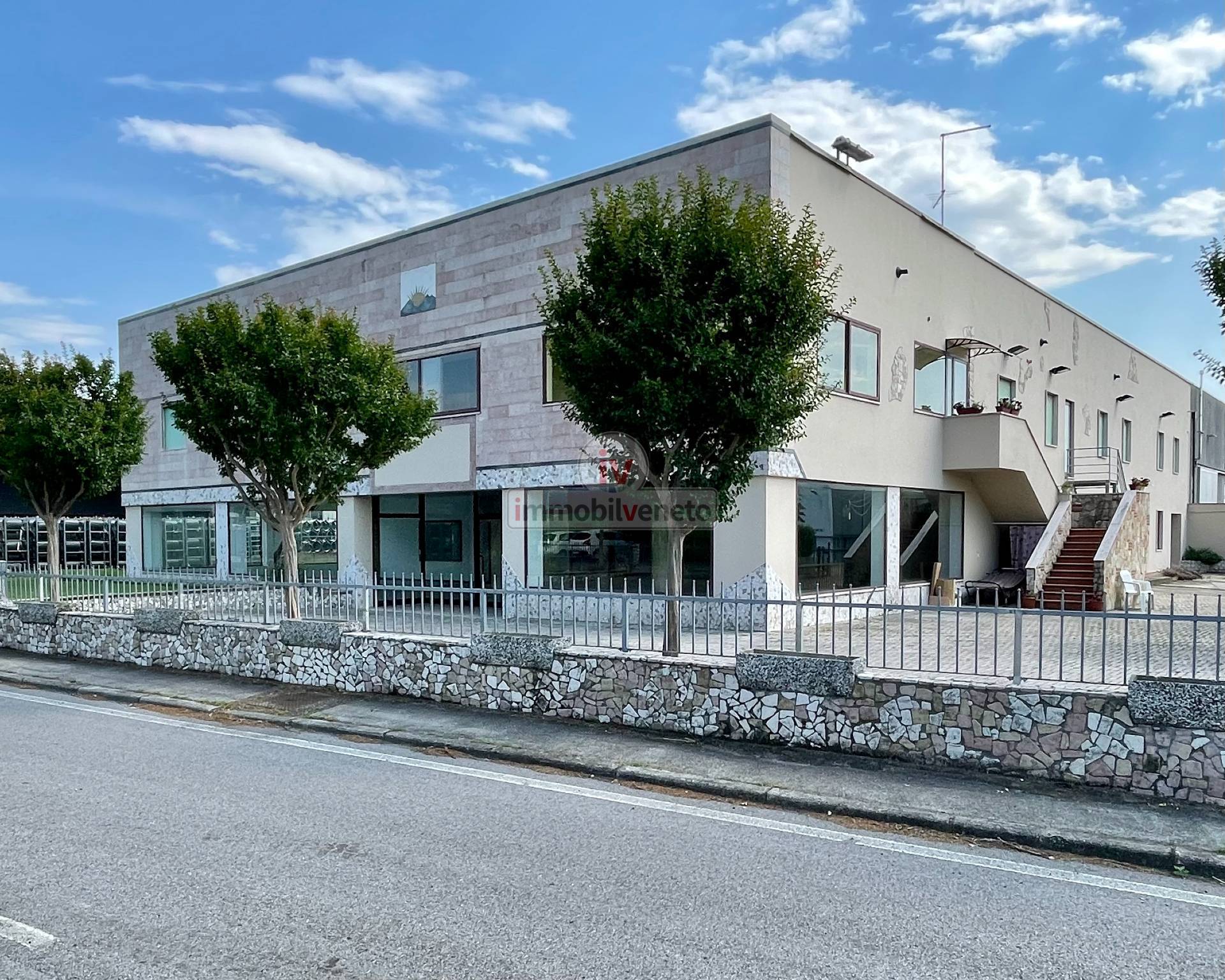 Capannone in vendita a Alonte