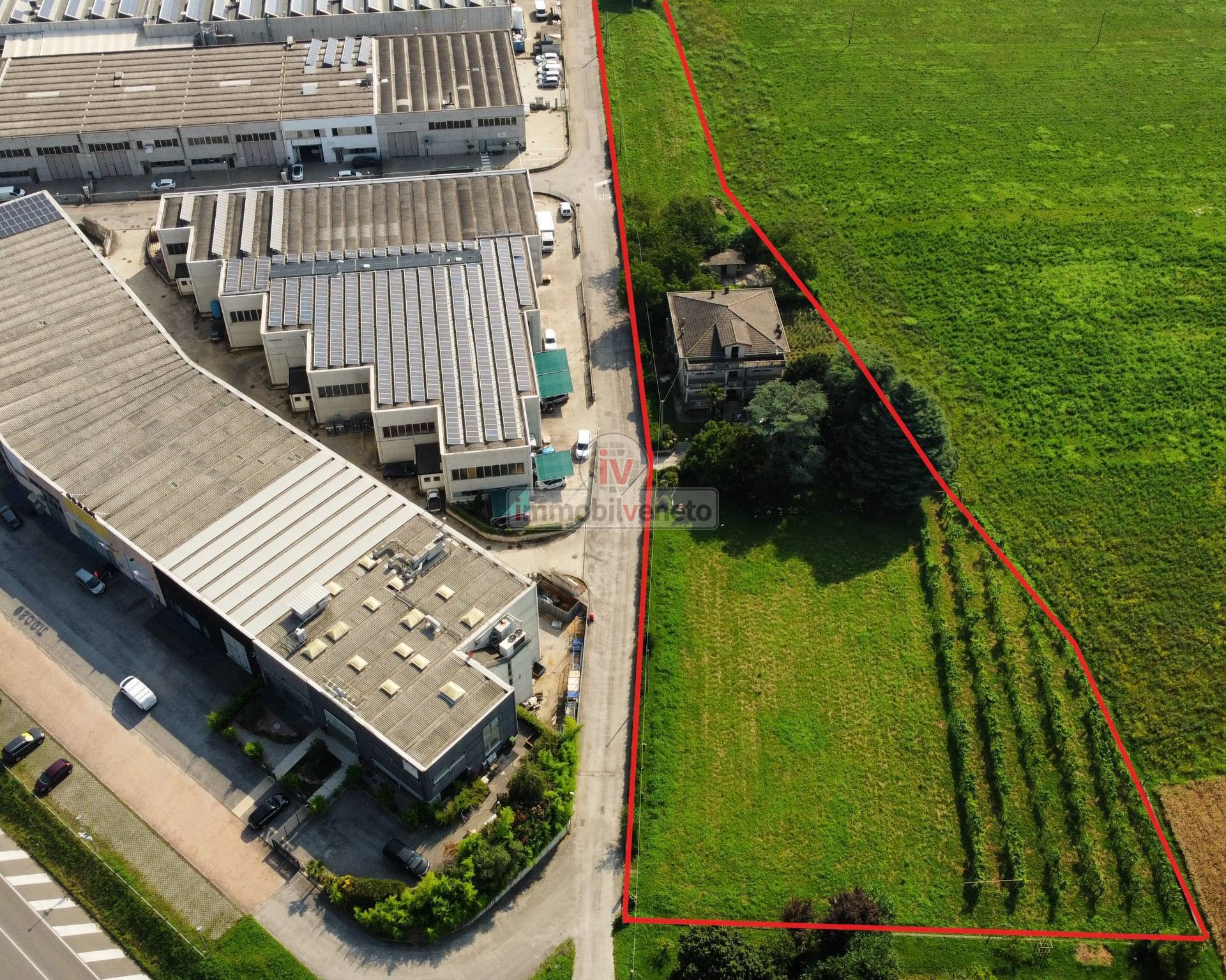 Capannone in vendita a Brendola