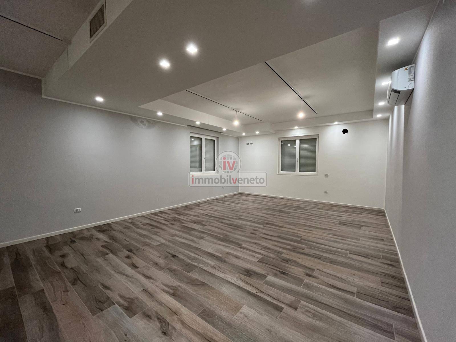 Attivit commerciale in affitto a Sarego, Meledo