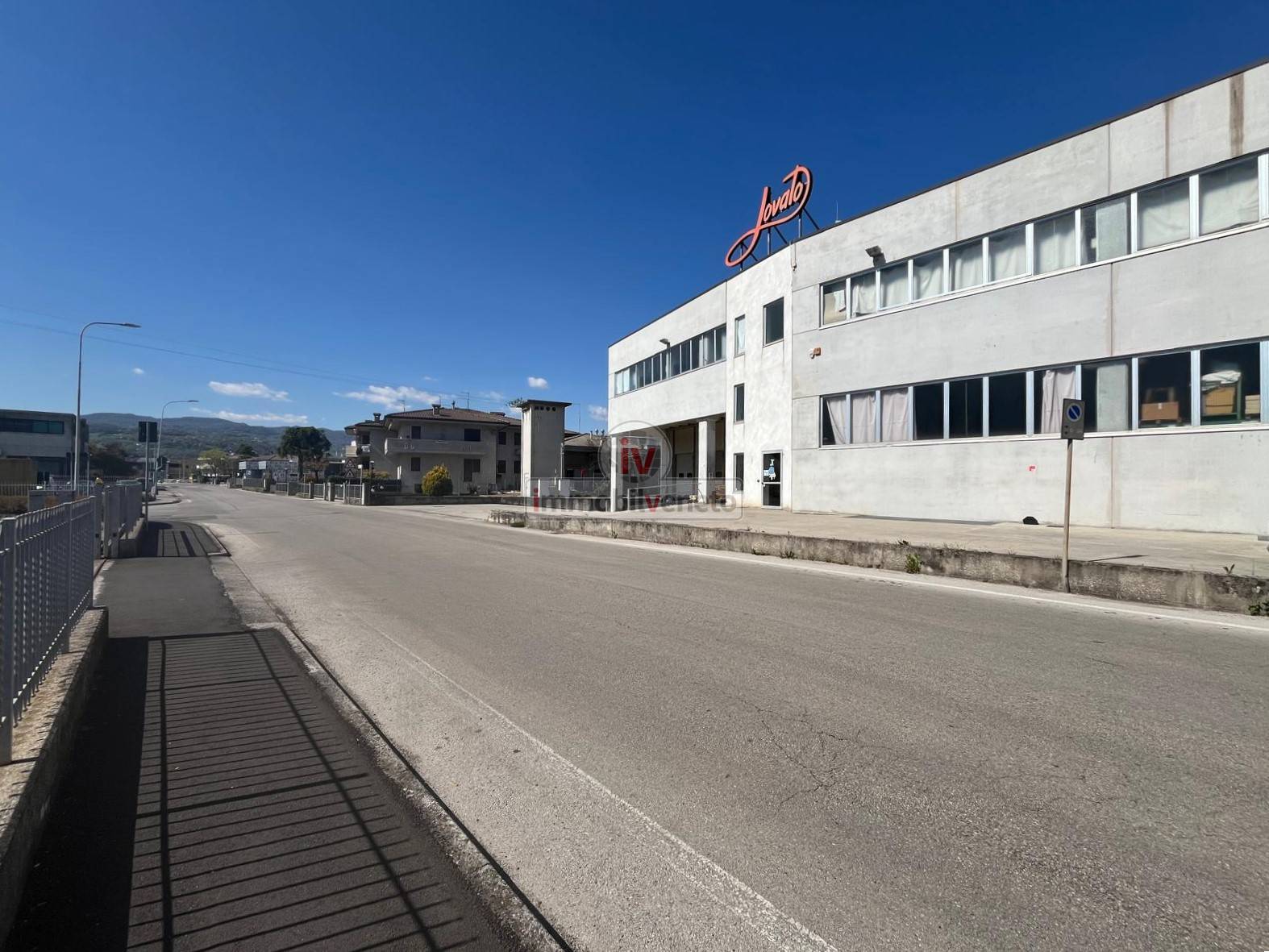 Capannone in vendita a Trissino