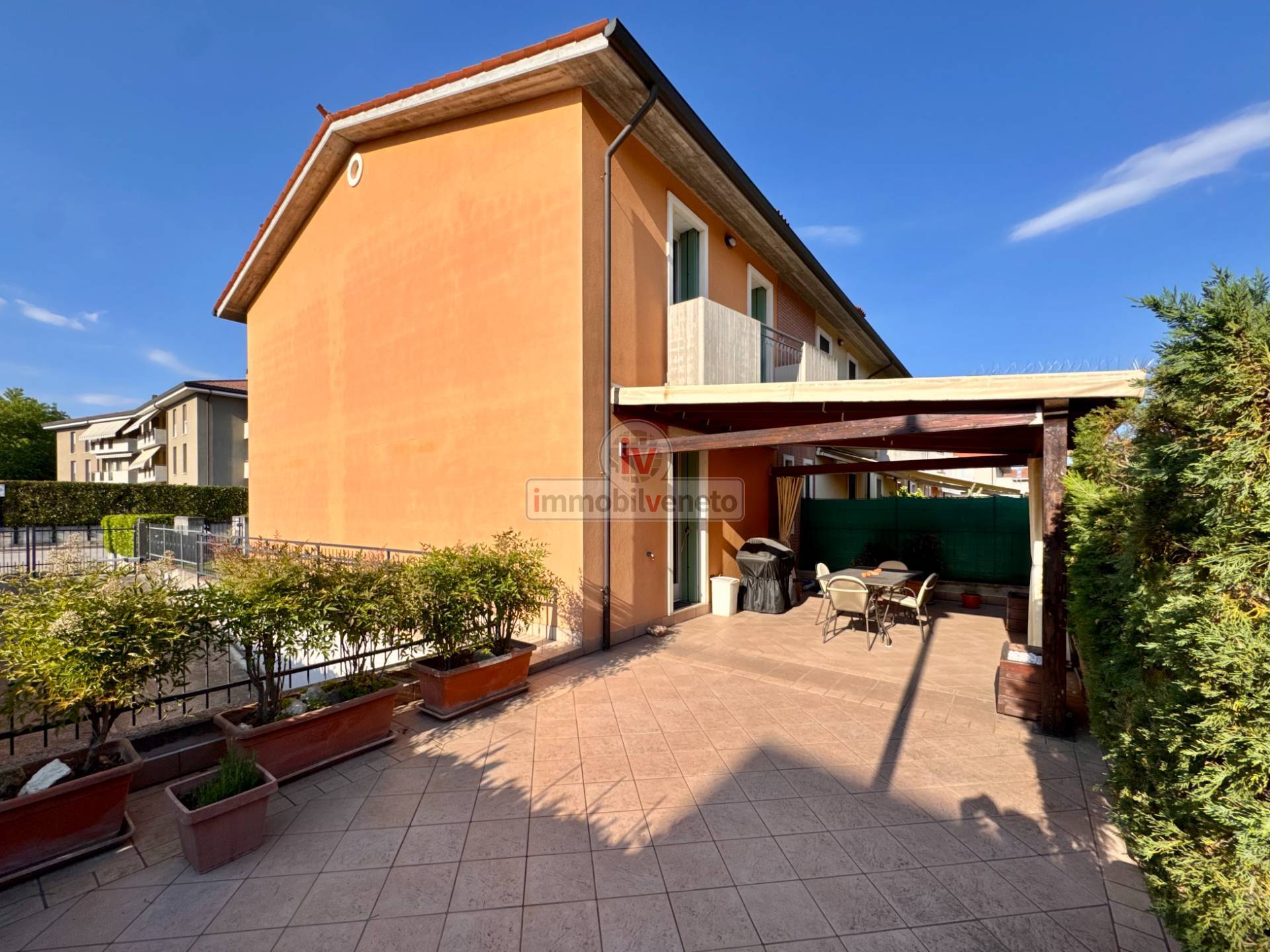 Villette a schiera in vendita a Lonigo