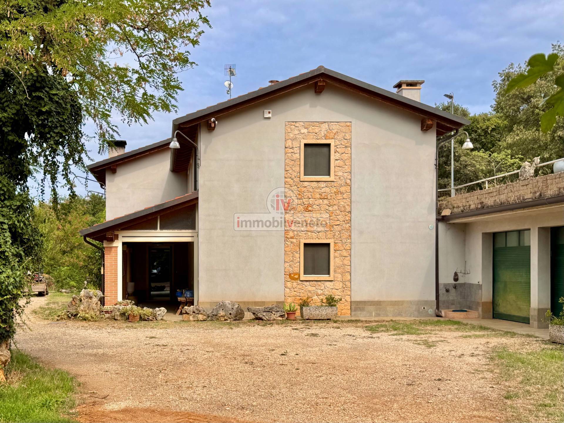 Casa singola in vendita a Alonte